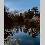 度假居 Maison Famille-confort-terrasse Jardin-vue Cathedrale 阿棉