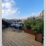 Maison Famille-confort-terrasse Jardin-vue Cathedrale *