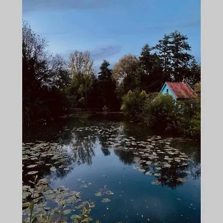 度假居 Maison Famille-confort-terrasse Jardin-vue Cathedrale 阿棉
