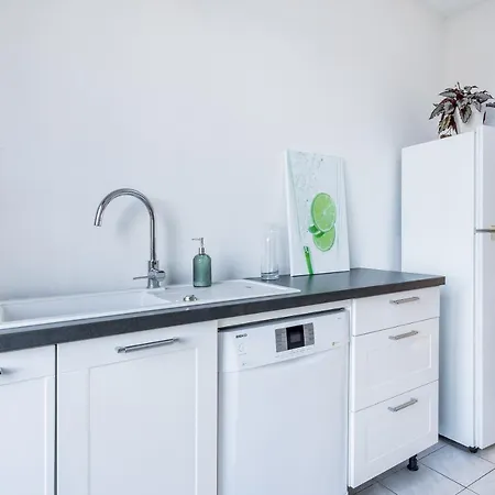 Maison Famille-confort-terrasse Jardin-vue Cathédrale Amiens